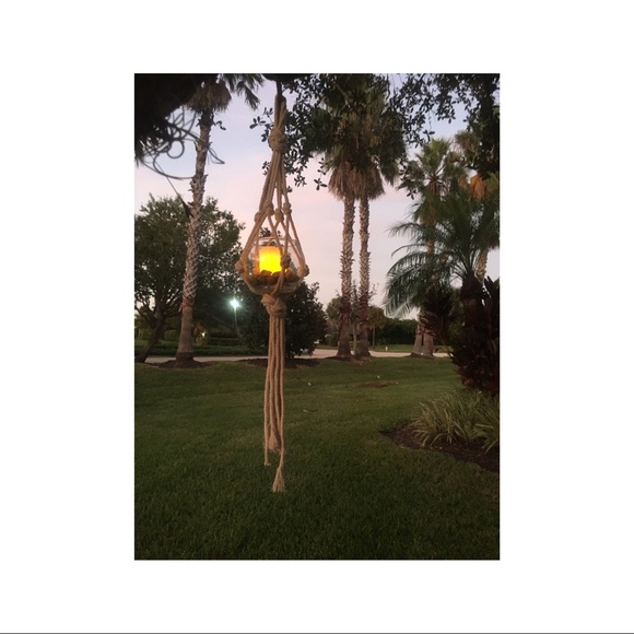 Handmade macramé plant/candle holder. - Picture 4 of 4